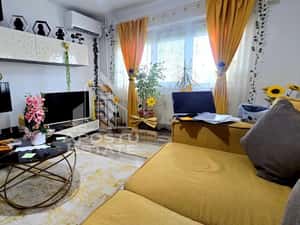 Apartament cu 2 camere de vanzare, decomandat, renovat, Girocului — miniatura 4