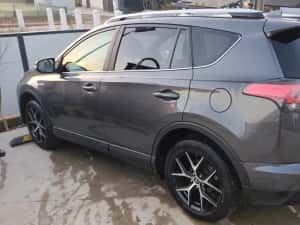 Vand schimb Toyota RAV4 hybrid 2017 4x4 garantie baterie led variante — miniatura 3