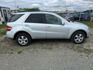 Mercedes-Benz ML — miniatura 2
