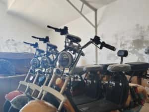 Scuter electric nou Metropolitan