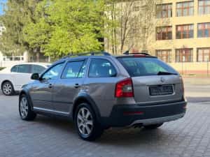 Skoda Octavia Scout — miniatura 4