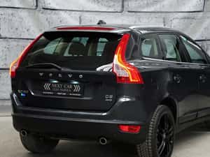 Volvo XC60 D5 Summum AWD - 2.4D 215 CP Automata - 2013 — miniatura 5