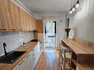 2 Camere Plaza Residence Sector 6 — miniatura 4