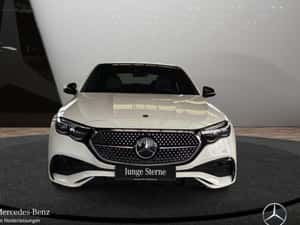 Mercedes-Benz E 220 Berlină - 61.166 EUR — miniatura 2
