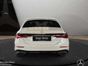 Mercedes-Benz E 220 Berlină - 61.166 EUR — miniatura 6