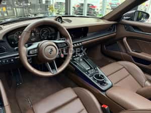 Porsche 992 Coupe - 711 cp, Rulaj 7.000 km — miniatura 3