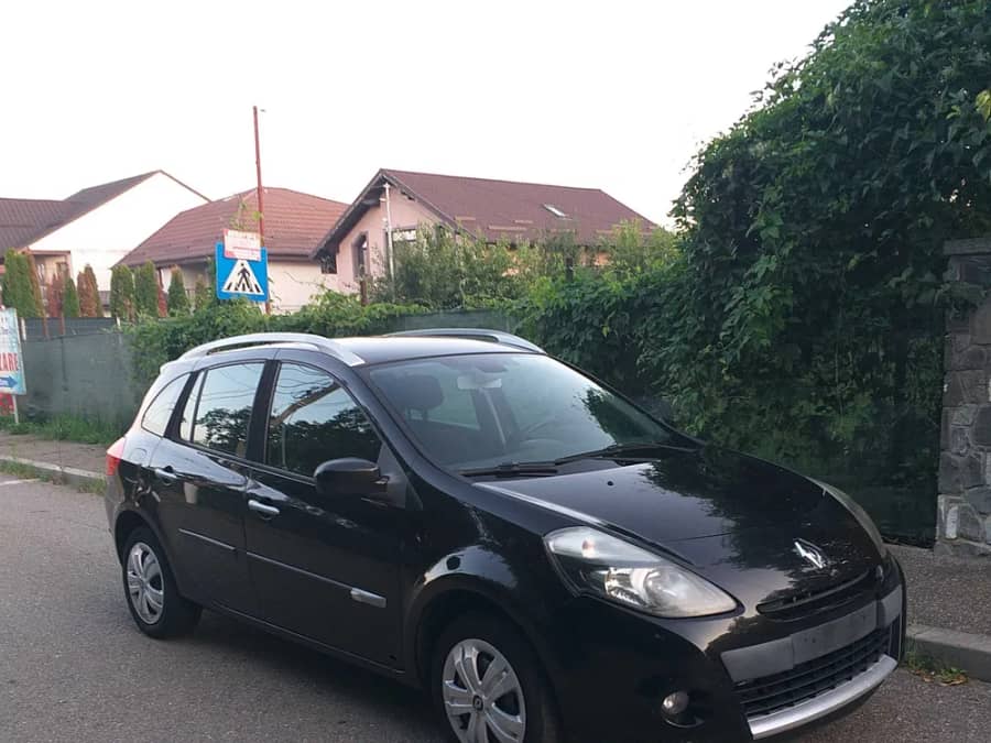 Renault Clio 1,2 benzina ,an 2011 , klimatronic ,euro 5 — fotografie 1 din 10