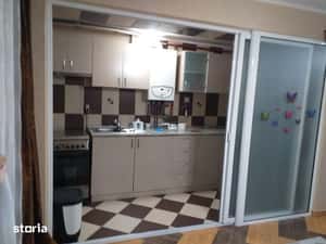 Inchiriez apartament doua camere — miniatura 5