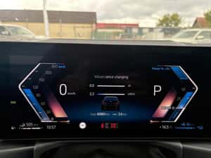 BMW Seria 3 330e xDrive Touring M Sport 2023 — miniatura 3