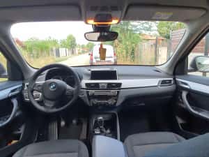 BMW x1 an 2019 2 litri d — miniatura 4