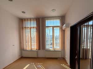 Inchiriez apartament zona Piata Unirii (central) — miniatura 4