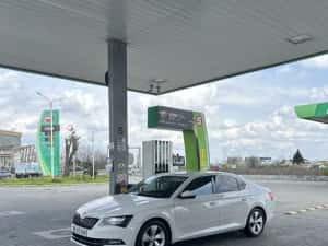 Skoda Superb 2.0 TDI 4x4 — miniatura 9