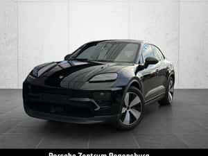 Porsche Macan Automată 408 HP Electric