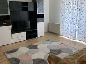 Apartament 2 camere l Parcare l   50mp l  str. Florilor — miniatura 2