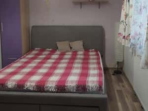 Central,apartament mare spatios,CT 300 eu — miniatura 1