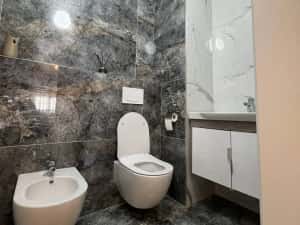 Apartament cu 2 camere de inchiriat in zona Astra — miniatura 4