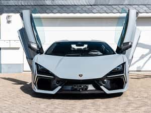 Lamborghini Revuelto de vânzare — miniatura 2