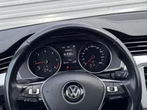 Volkswagen Passat B8 2018 diesel manual Panoramic Matrix Led — miniatura 6