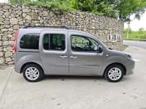 Renault Kangoo•5 Locuri•Istoric service in Reprezentanța Renault•1.5dci•90cp•2015•Clima•Navigatie — miniatura 4