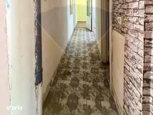 Apartament cu 3 camere de vânzare în zona Bahne — miniatura 5