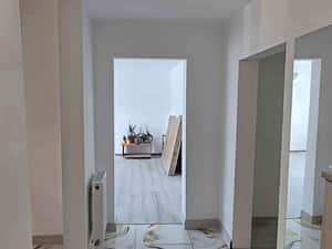 Apartament 4 camere, balcon, 91 mp, Pantelimon