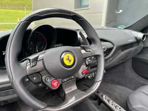 Ferrari F8 Cabrio - Second hand - 5300 km - Violet — miniatura 7