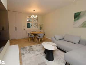 Famous and NEW Tomis Tower apartment with underground parking — miniatura 6