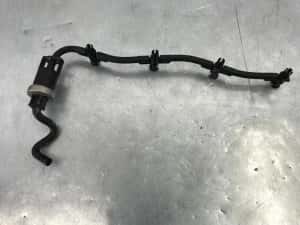 Furtun retur injectoare Volkswagen Passat B6 2009 cod 03L130235K — miniatura 3