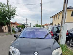 Renault Laguna 2.0 150 CP