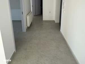 Bragadiru McDonalds-Bloc nou-Stradal — miniatura 4