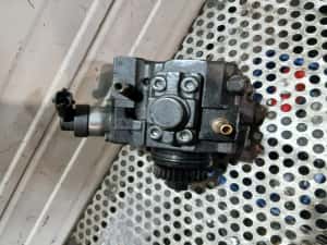 Pompa injectie H8201045496 H8201045496 Nissan Qashqai prima generatie — miniatura 8