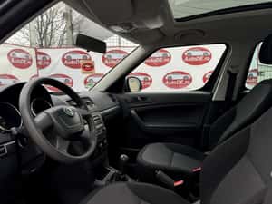Skoda Yeti 1.2 Benzina 105 CP 2012 — miniatura 4