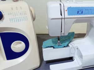 Masini de cusut in perfecta stare de functionare la un pret atractiv — miniatura 2
