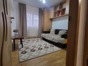 Apartament 3 camere, balcon, utilat - 380 EUR — miniatura 2