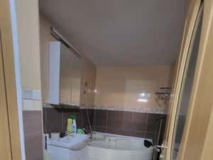 Apartament 3 camere, balcon, utilat - 380 EUR — miniatura 5