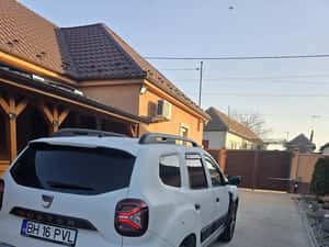 Dacia Duster SUV, 2022, 246.000 km, 8.700 EUR — miniatura 4