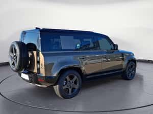 Land Rover Defender SUV - Nou, Diesel, Automată — miniatura 4