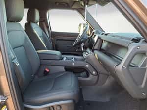 Land Rover Defender SUV - Nou, Diesel, Automată — miniatura 7