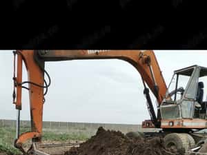 Compost Pământ galben nisipos pentru gazon Pamant negru vegetal — miniatura 2