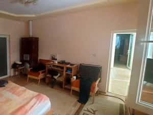 Casa individuala 4 camere si garaj in Pischia amenajata mobilata utilata pozitie excelenta — miniatura 5