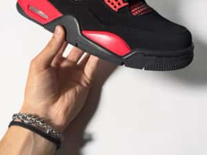 Air Jordan 4 Red Thunder