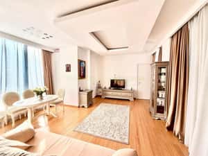 Casa Poporului, apartament 2 camere — miniatura 3