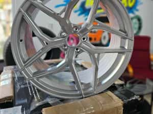 Jante Japan Racing / BMW / Audi / Mercedes / Dodge / Porsche / VW — miniatura 7