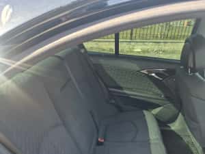 Mercedes E class — miniatura 4