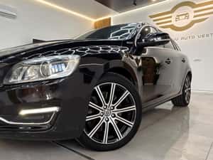 Volvo V60 4x4 hibrid, 215 CP, Automată, 238.000 km — miniatura 6