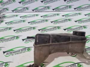 Vas expansiune Ford Mondeo 2002 2.0 TDCi 5MT (115 hp)