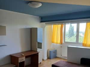 Inchiriez apartament doua camere — miniatura 5