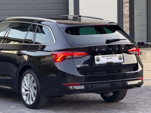 SKODA OCTAVIA COMBI 1.4 TSI iV * PLUG-IN HYBRID* DSG – 2022 — miniatura 4