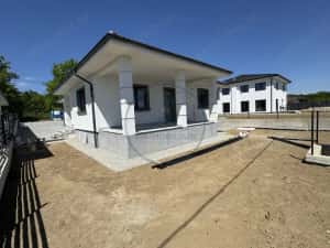 Case Noi la Cheie în Zona Valea Rusului – 117 mp Utili, 450 mp Teren — miniatura 2