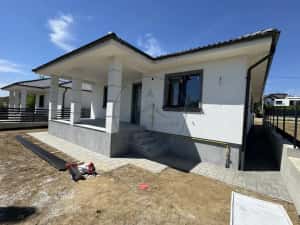 Case Noi la Cheie în Zona Valea Rusului – 117 mp Utili, 450 mp Teren — miniatura 3